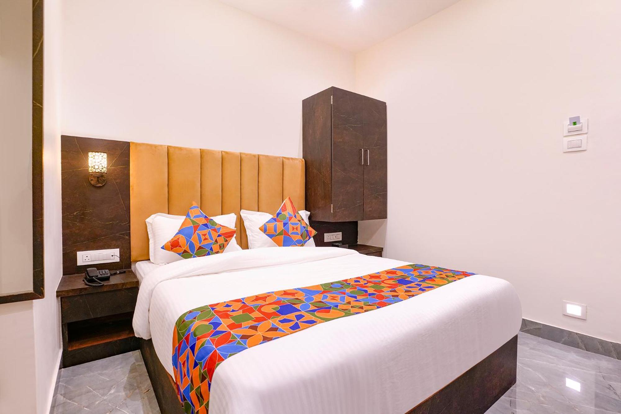 Fabhotel Gateway 2*