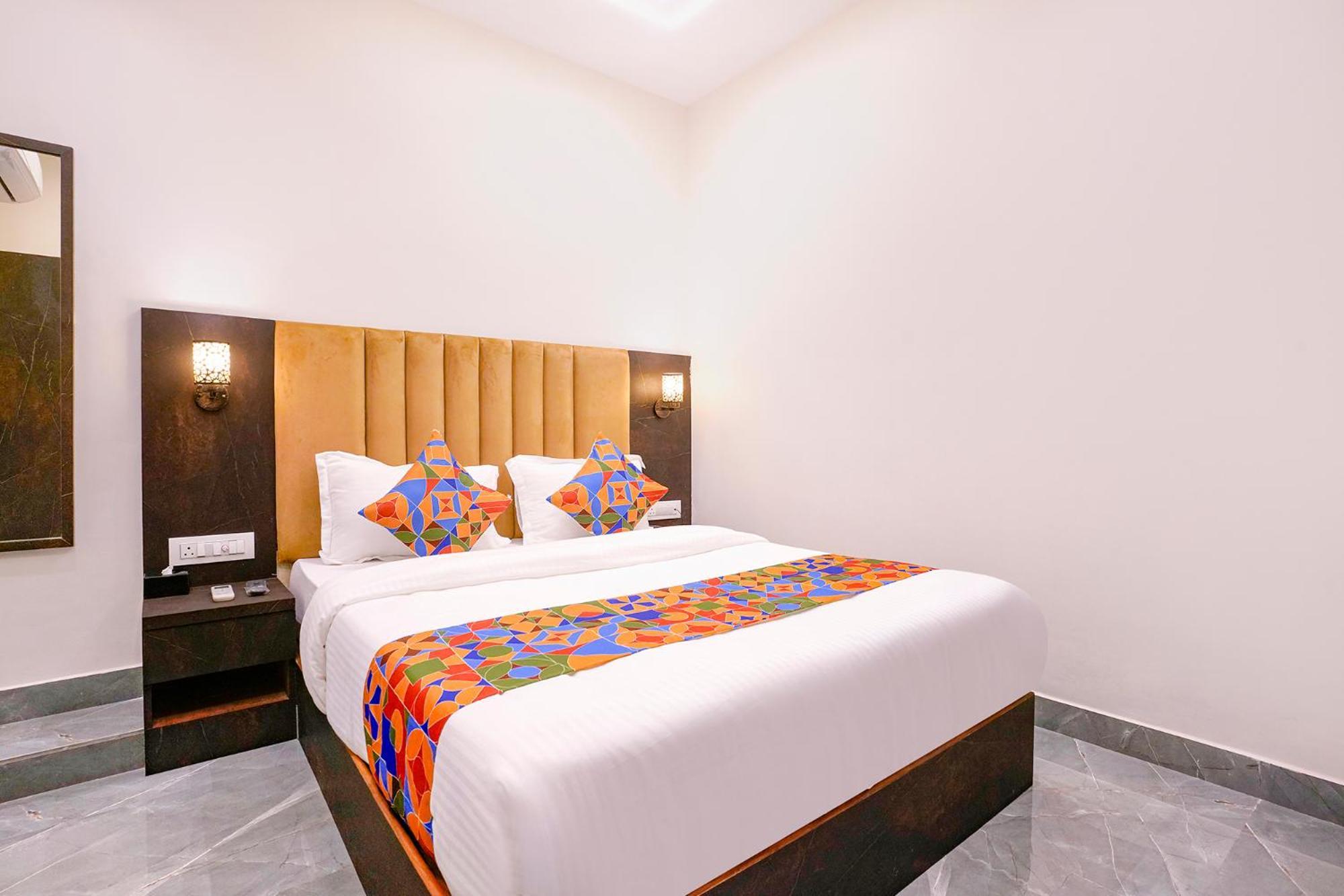 Hotel Fabhotel Gateway Mumbai