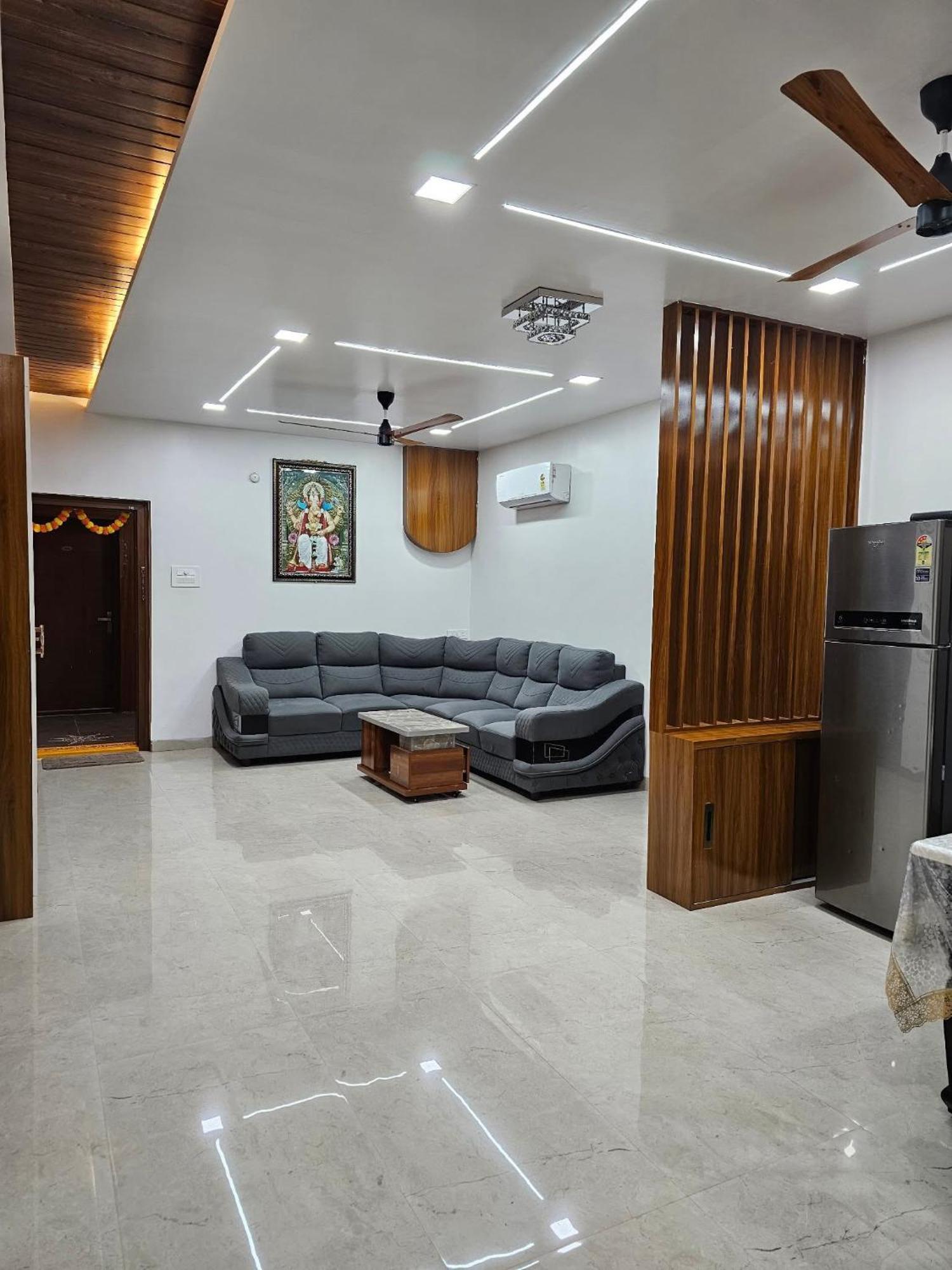 Laxmi Prabha Raheja * Mumbai