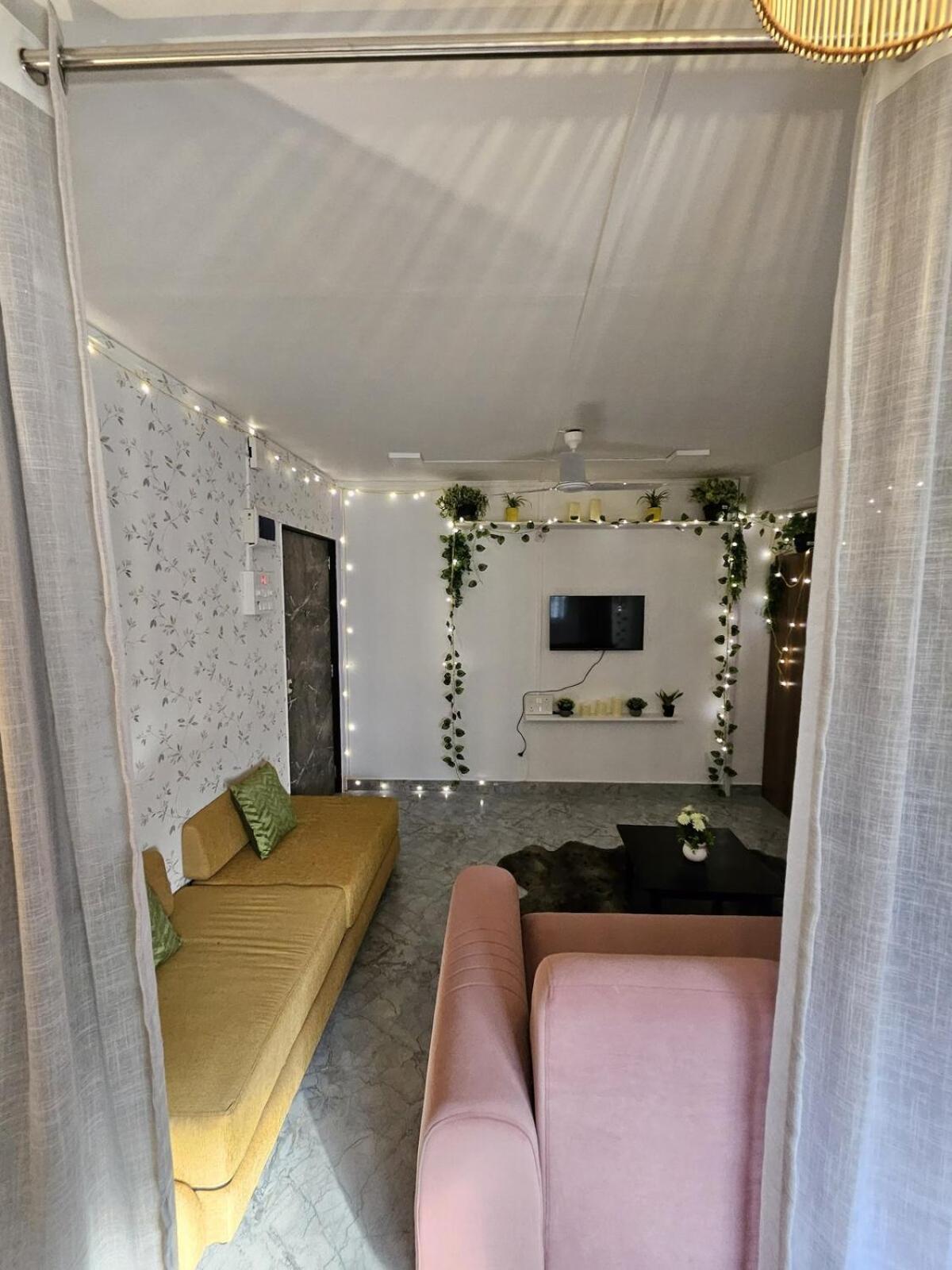 The Pali Nest A Peaceful Retreat In Pali, Bandra Apartment
