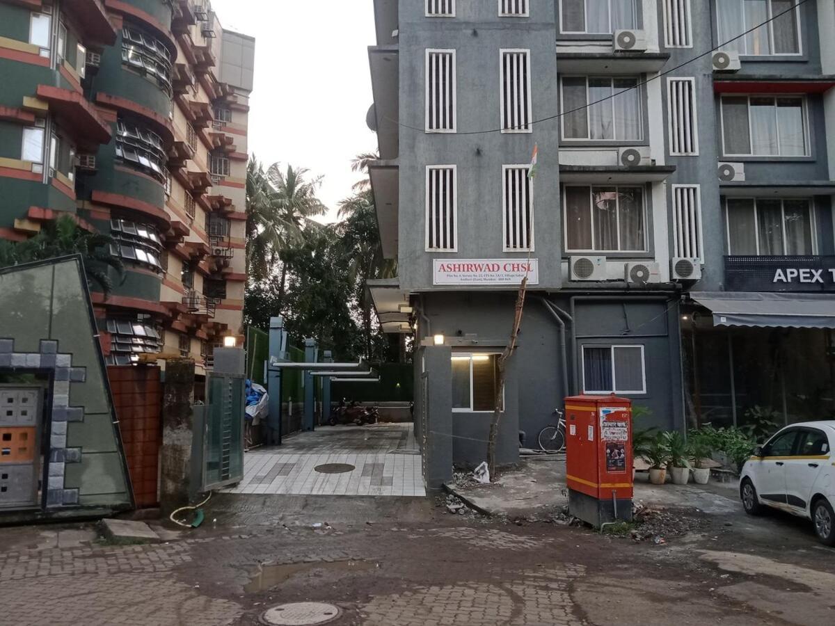 1bhk - Royale And Close By Airport