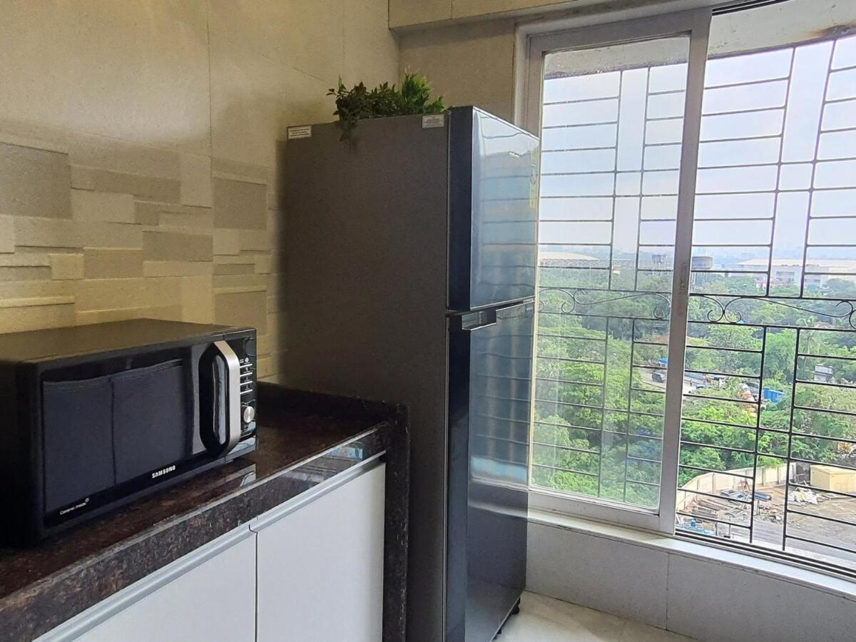Apartment 1bhk - Royale And Close By Airport Mumbai