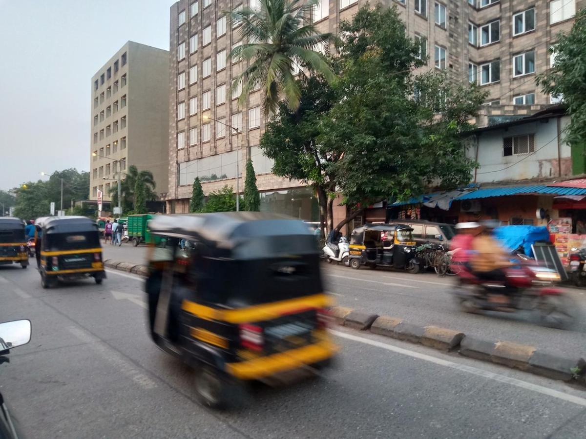 1bhk - Royale And Close By Airport