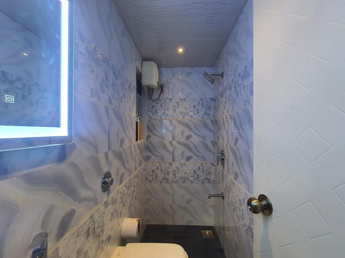 1bhk - Royale And Close By Airport Mumbai
