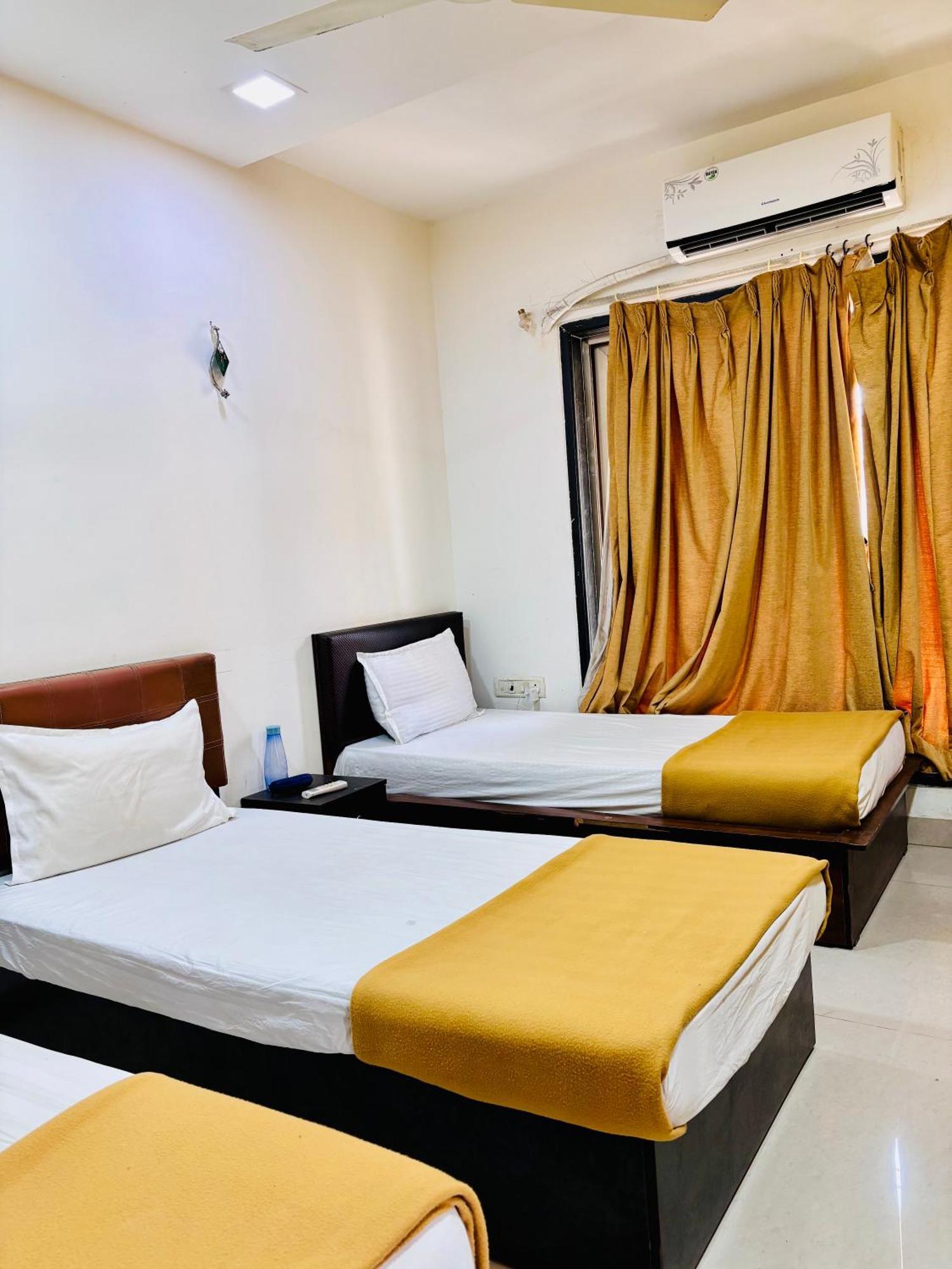 Rio House Service Malad * Mumbai