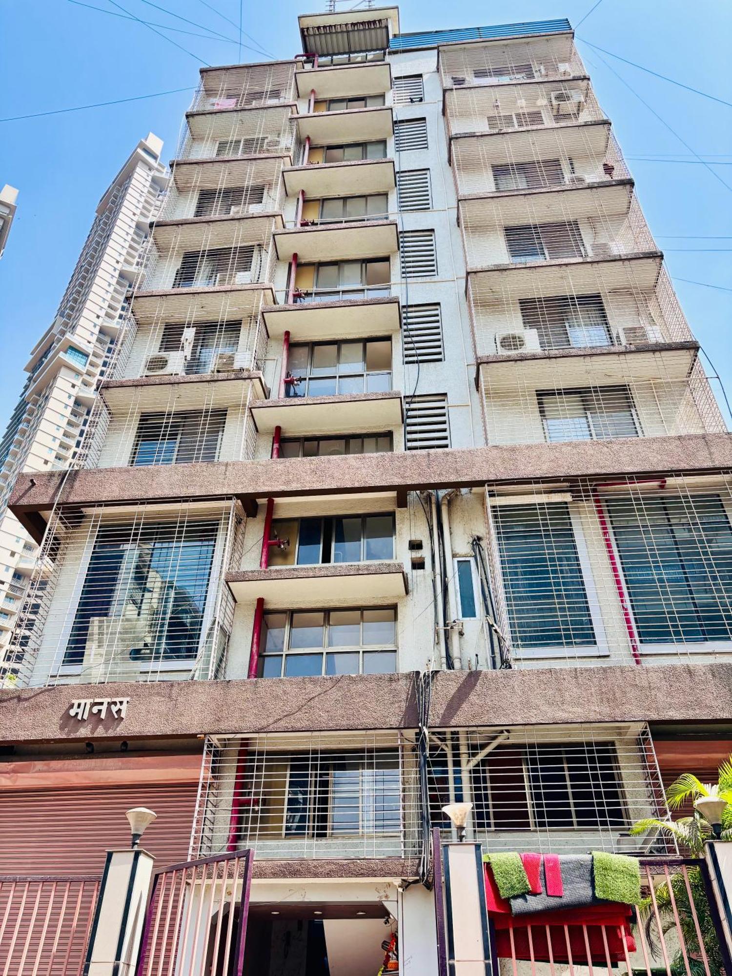 Rio House Service Malad Apartment Mumbai