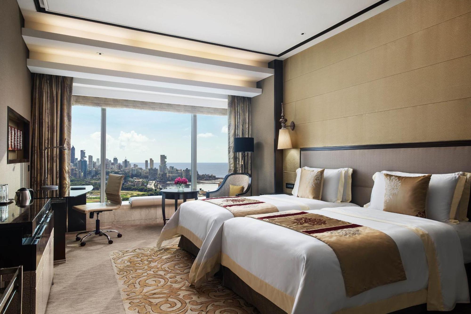 The St. Regis 5*