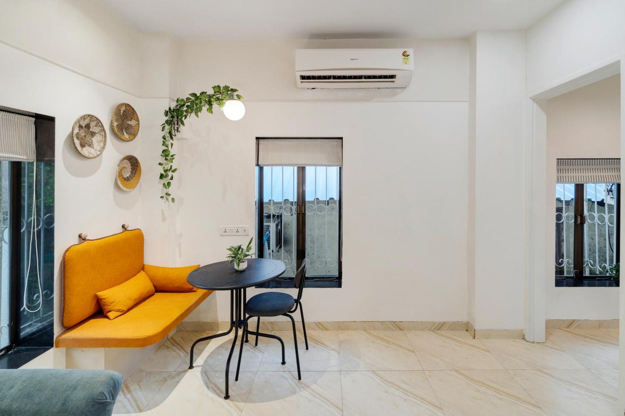 Aleo 1bhk Bandra W By The Company