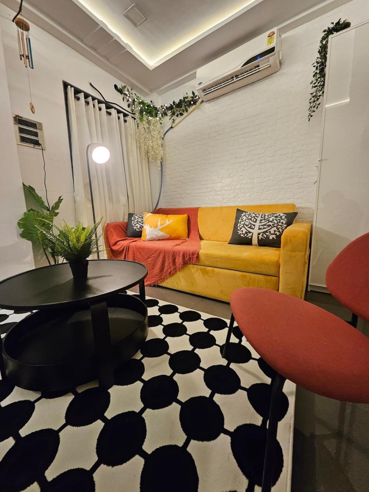 The Palihideaway- Hidden Gem In Pali Mala,bandra Mumbai
