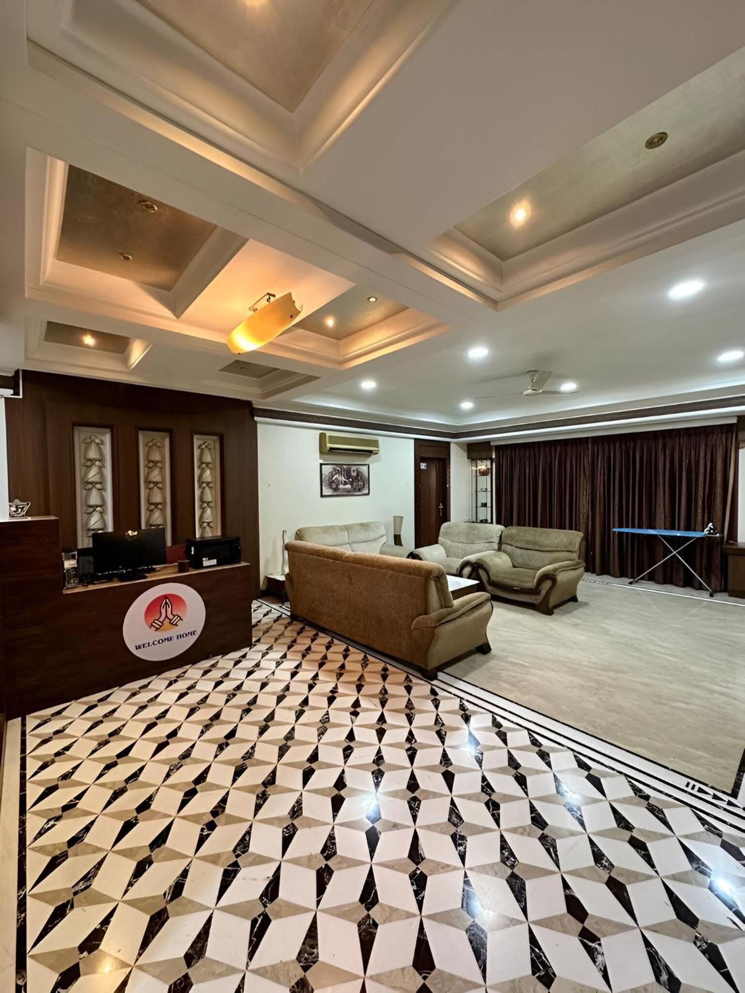 Apartment Retreats At Welcome In Santacruz, *