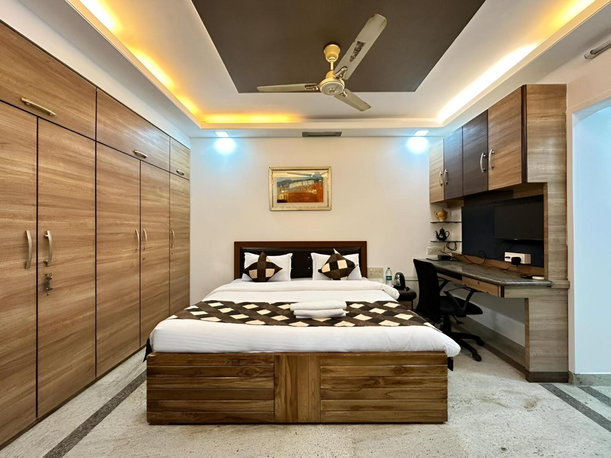 Apartment Retreats At Welcome In Santacruz, *
