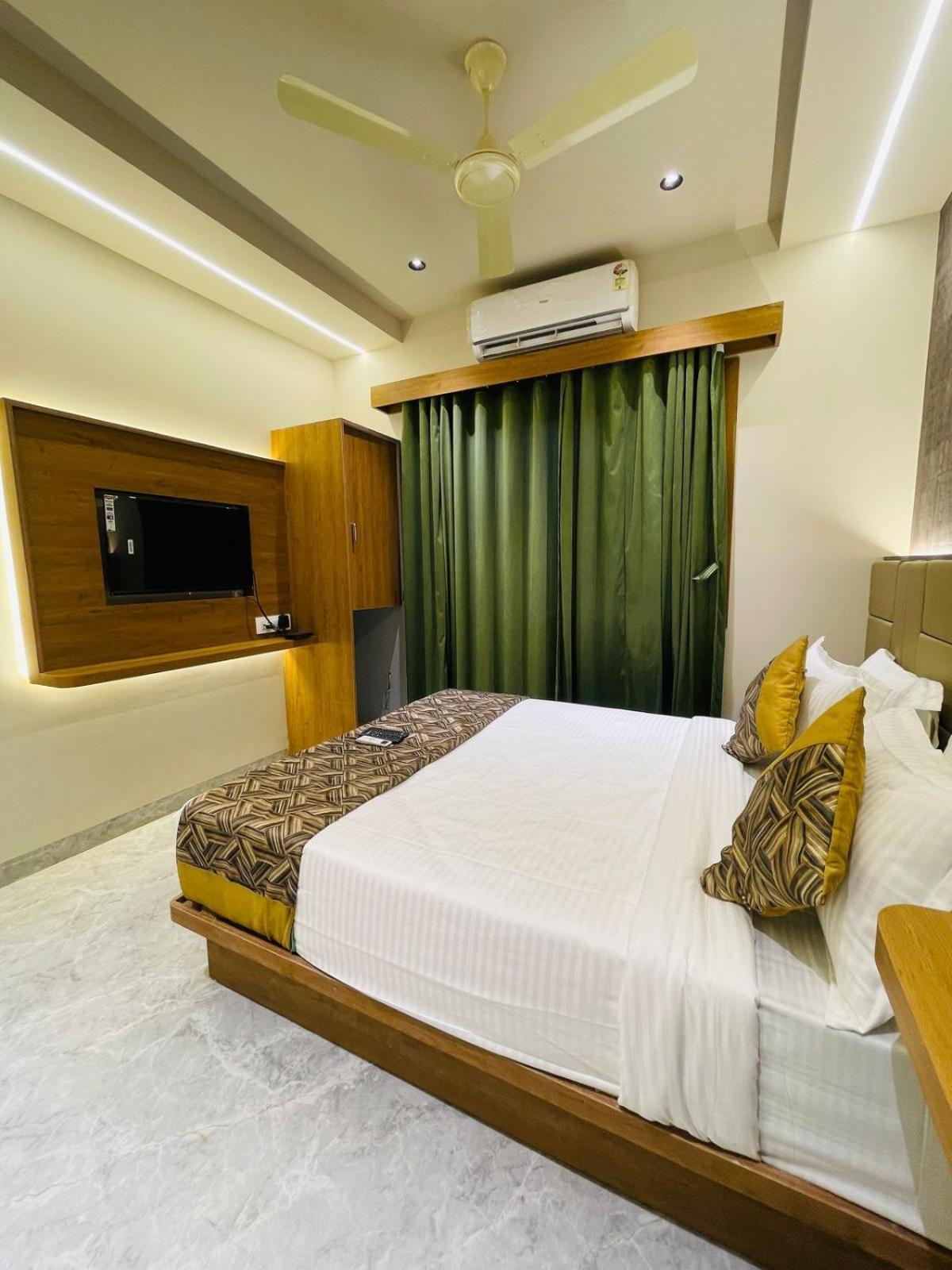 Amber Choice International Airport 3* Bombaim
