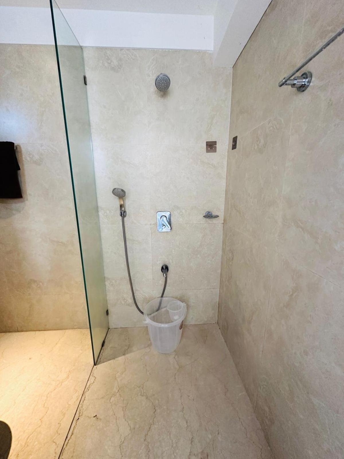 2br Service In Bkc *