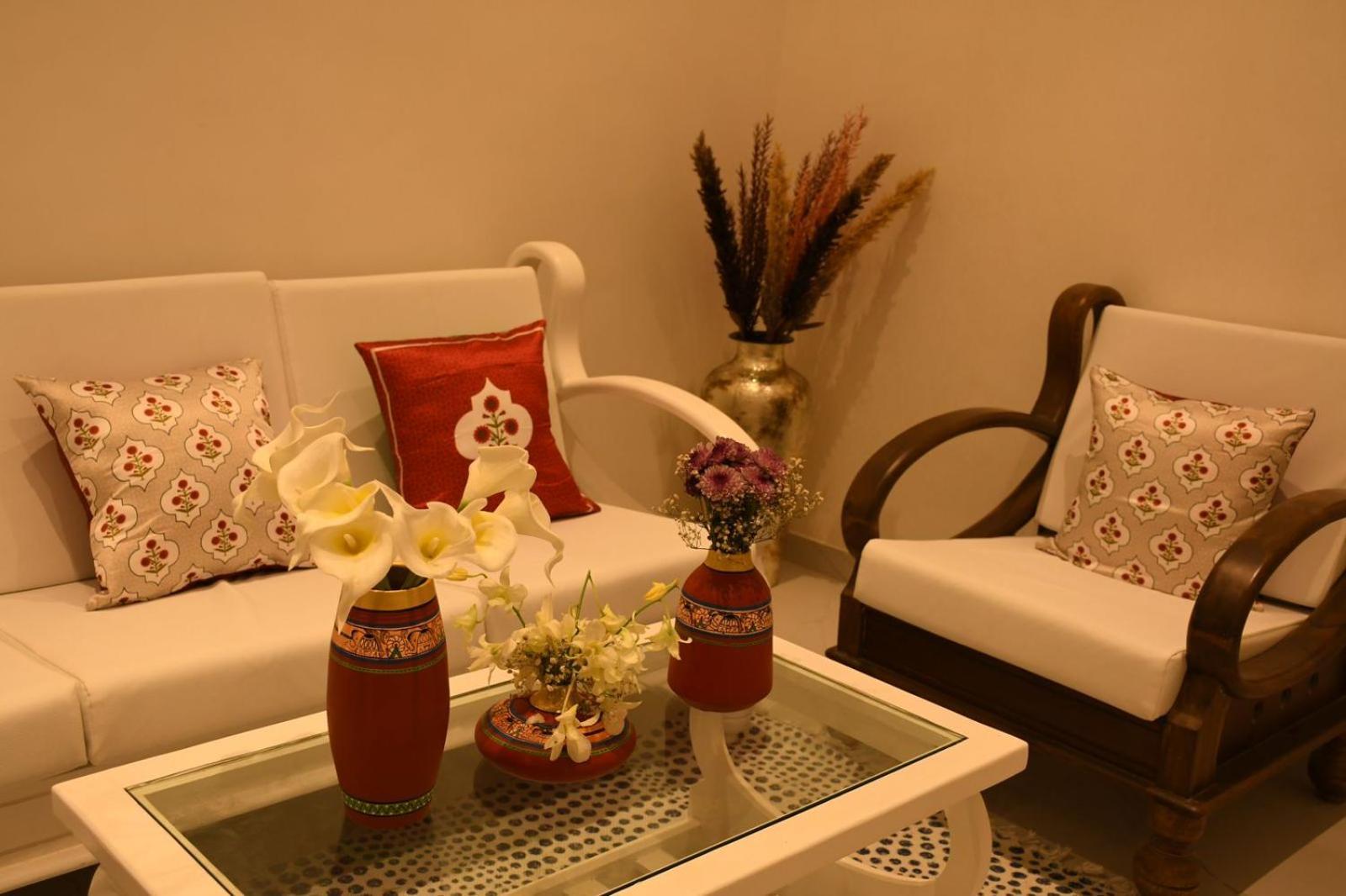 Swank At 11 1bhk With Balcony, Khar West * Mumbai