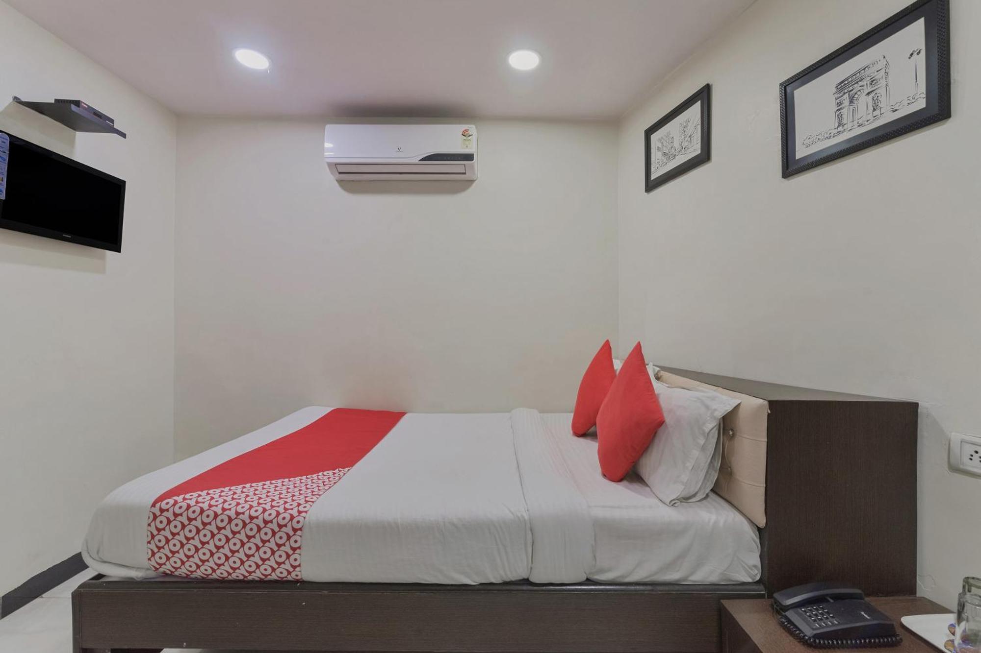 Hotel O Ak Palace Near Chhatrapati Shivaji International Airport