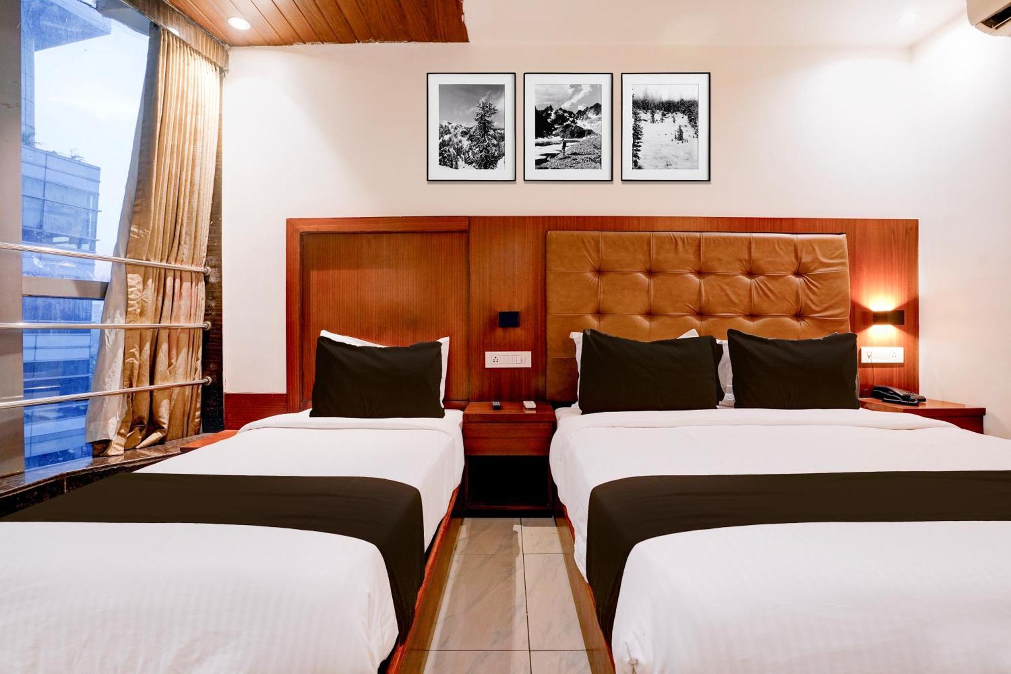 Hotel Super Townhouse Oak Times Square Le Western Mumbai