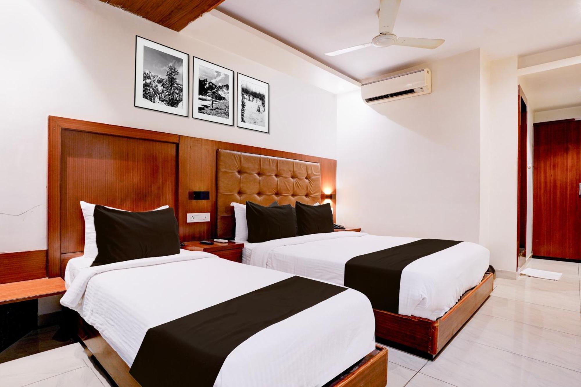 Hotel Super Townhouse Oak Times Square Le Western 3*