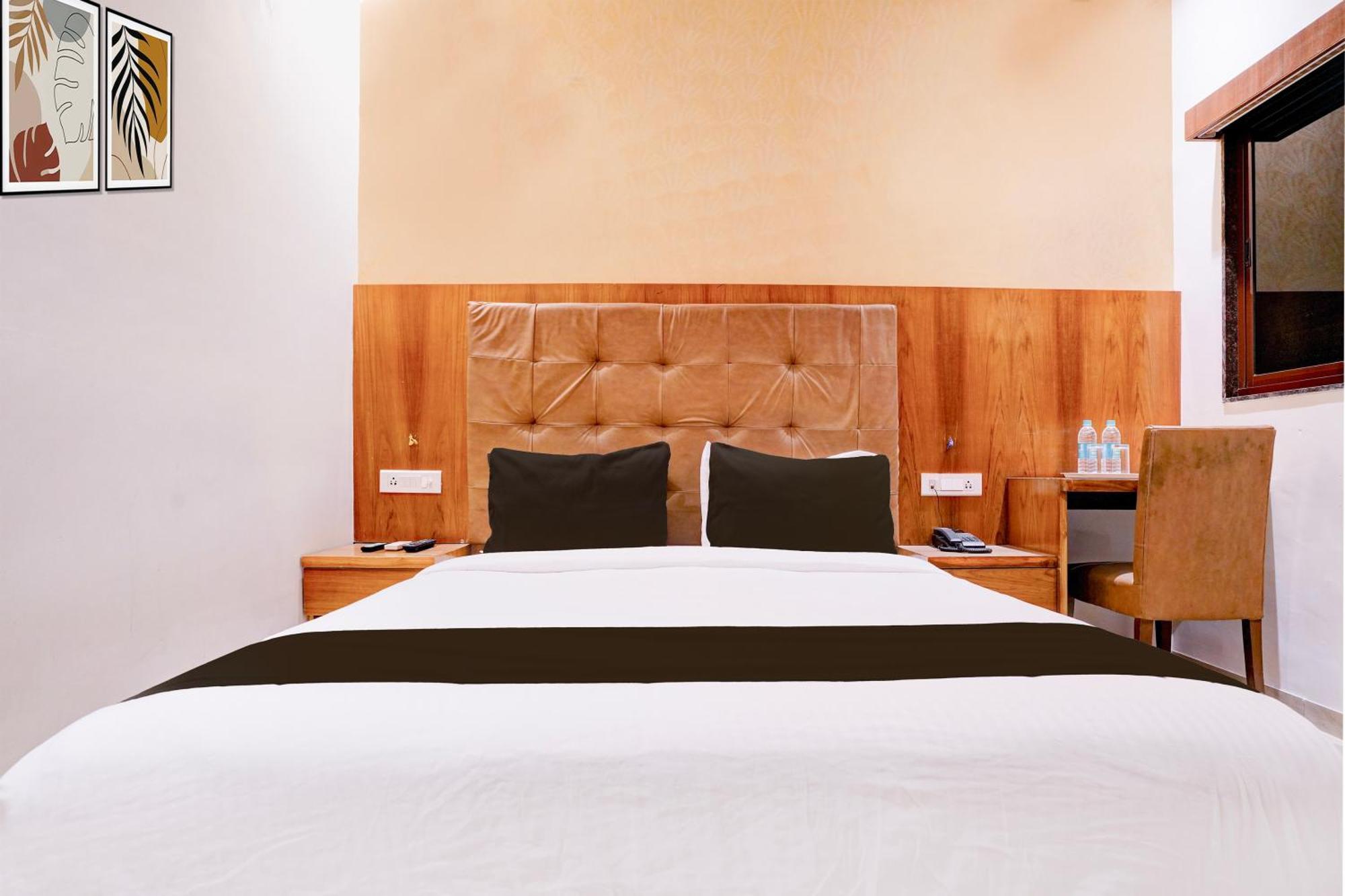Hotel Super Townhouse Oak Times Square Le Western 3*