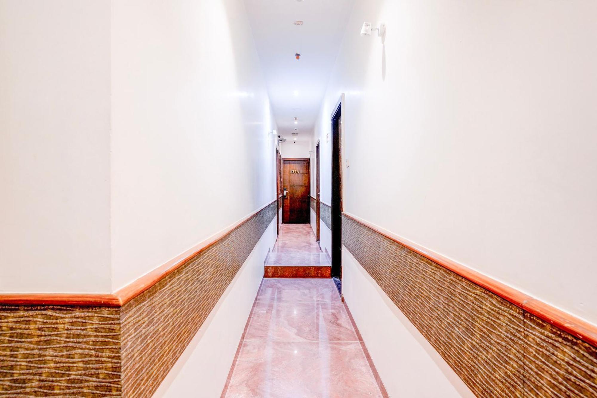 Super Townhouse Oak Times Square Le Western 3*