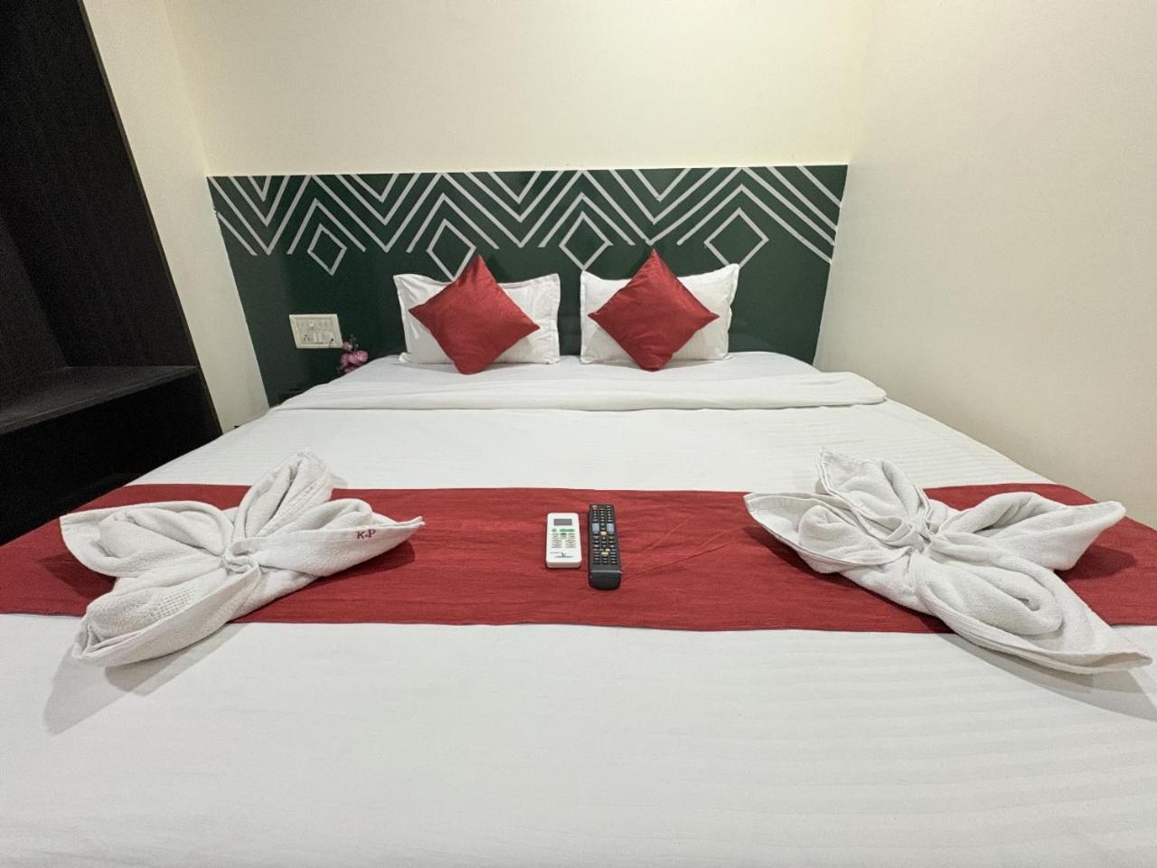 Hotel Kailash Park- Near International Airport 2*