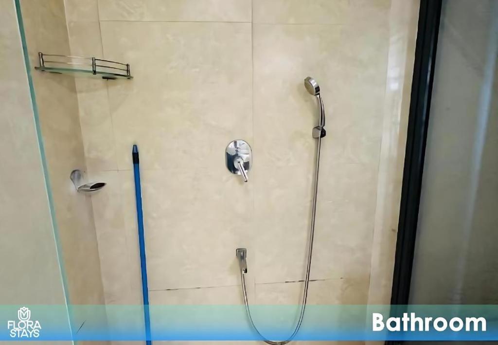 1br Service In Bkc Apartment