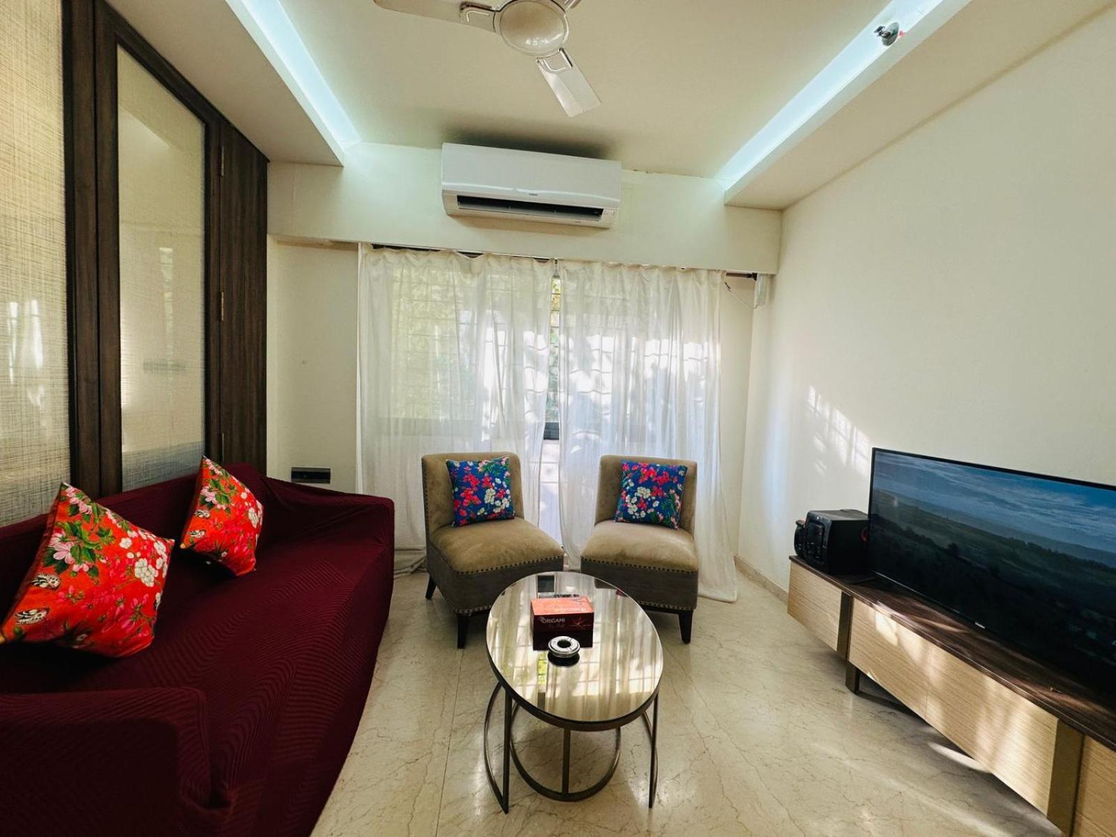 1br Service In Bkc Apartment *