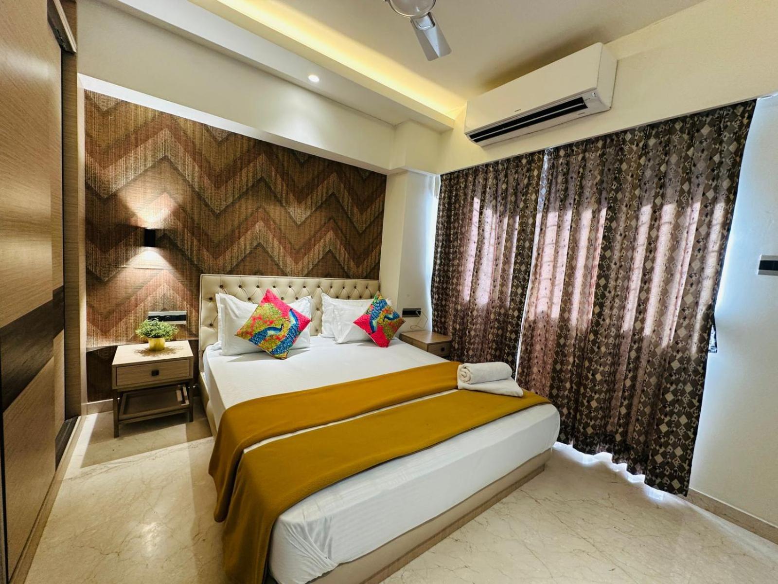 1br Service In Bkc * Mumbai