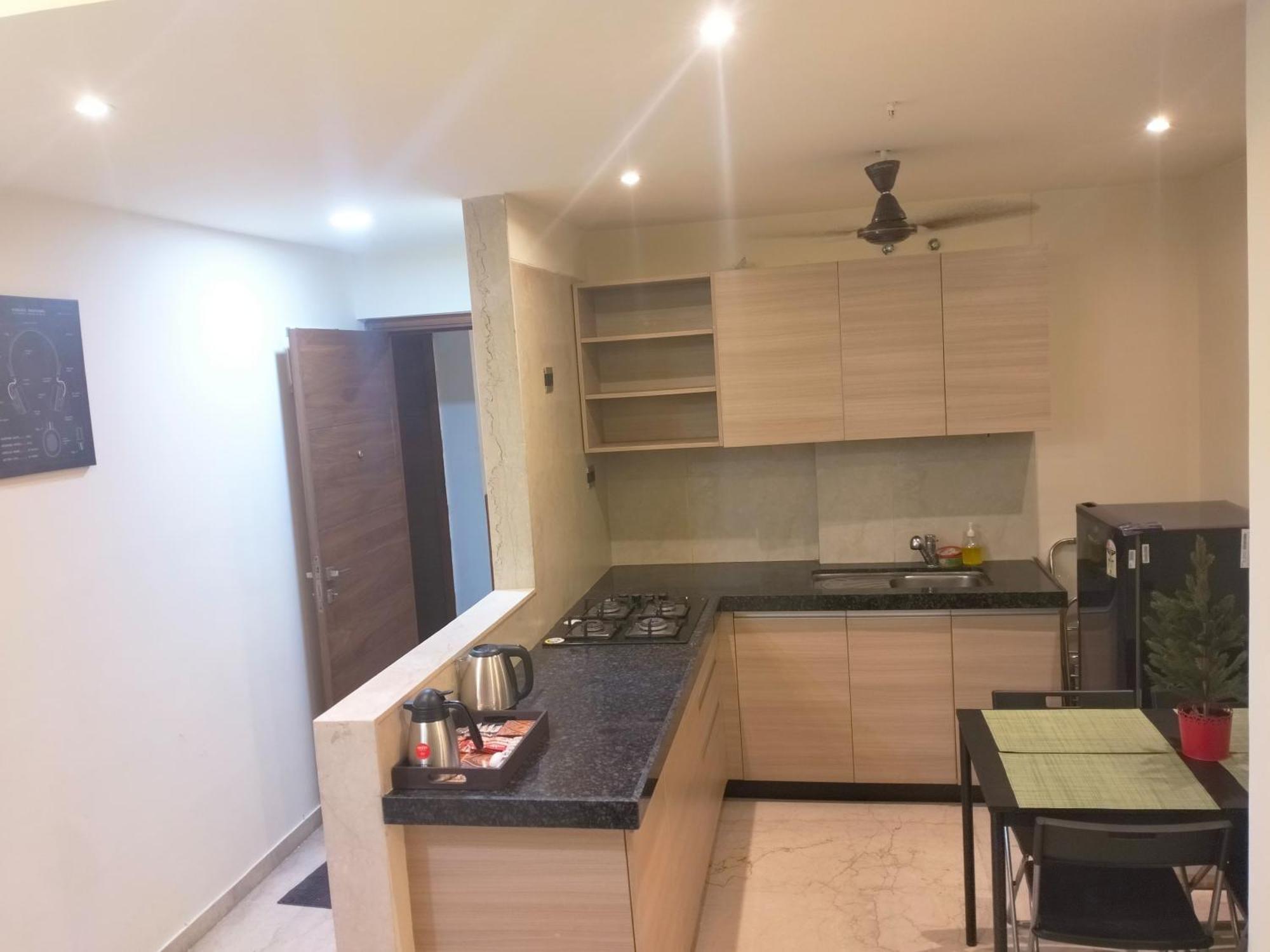 1br Service In Bkc Apartment Mumbai