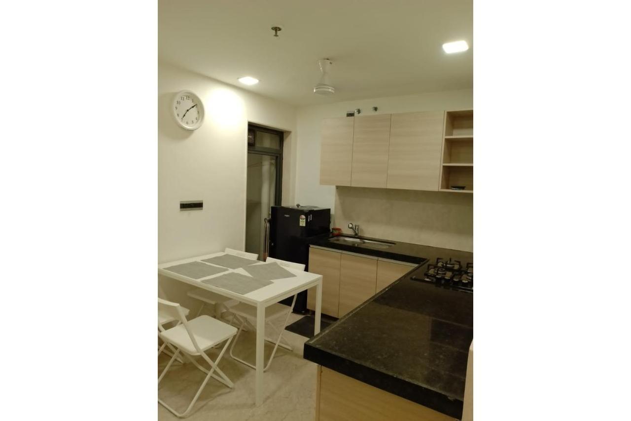 1br Service In Bkc Apartment