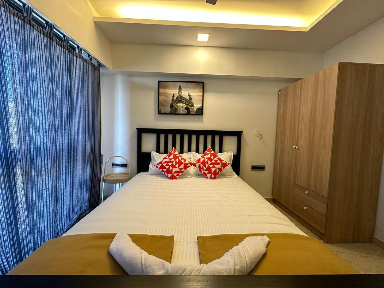 Apartment 1br Service In Bkc *