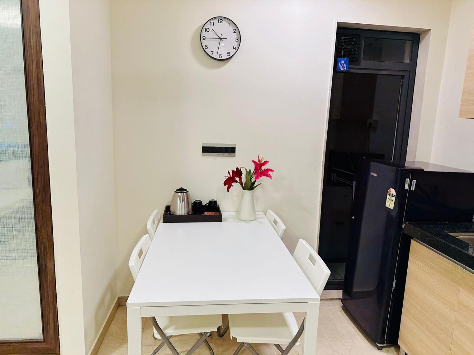 1br Service In Bkc