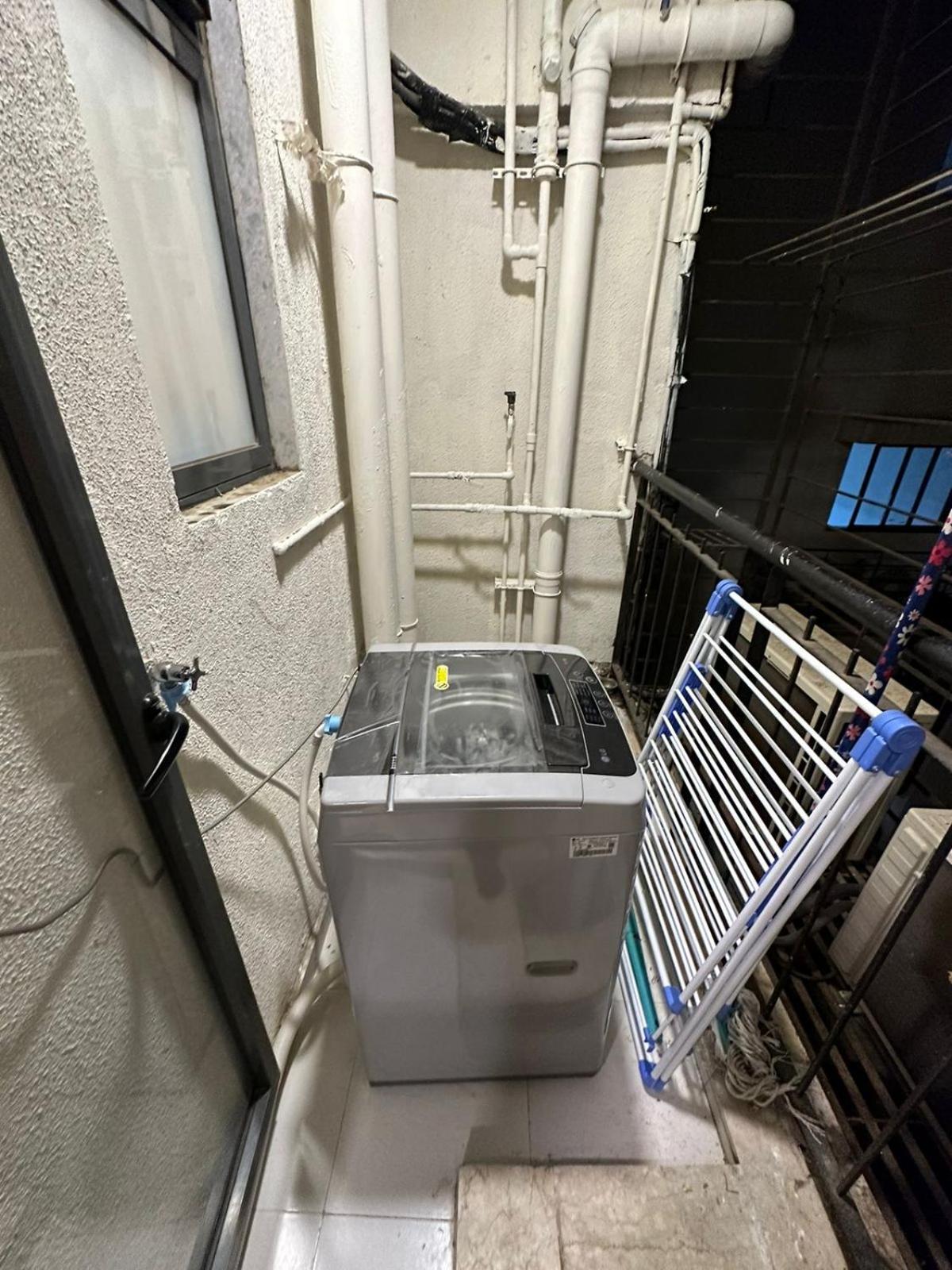1br Service In Bkc