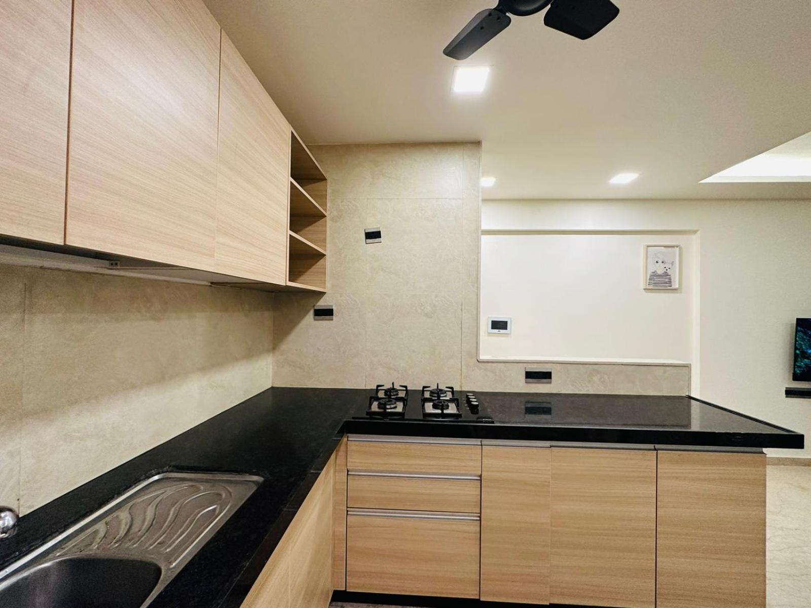 1br Service In Bkc Mumbai