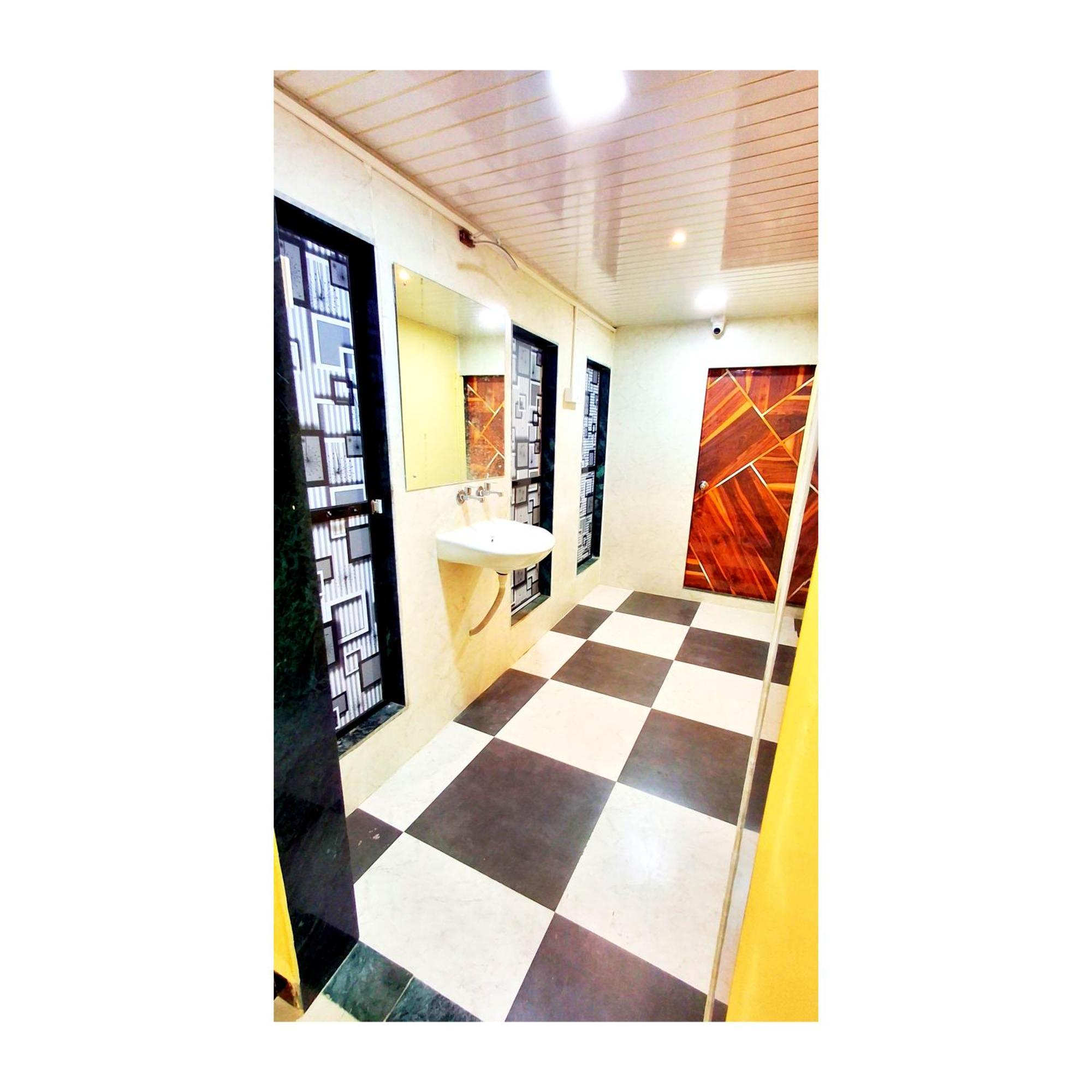 Jazz & 2* Mumbai