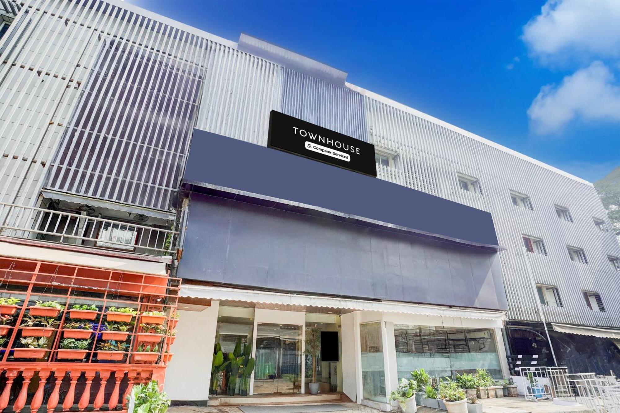 Super Townhouse Khar The Habitat Bombaim