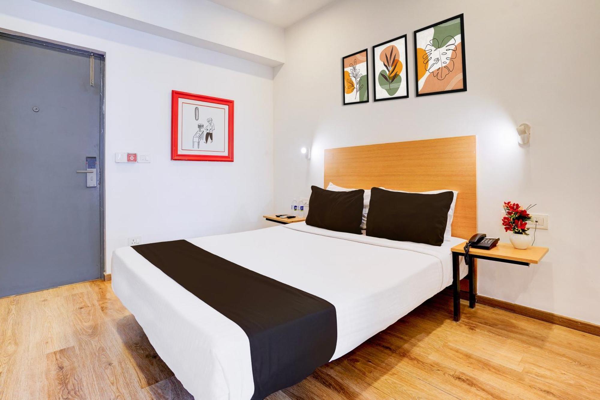 Hotel Super Townhouse Khar The Habitat Bombaim
