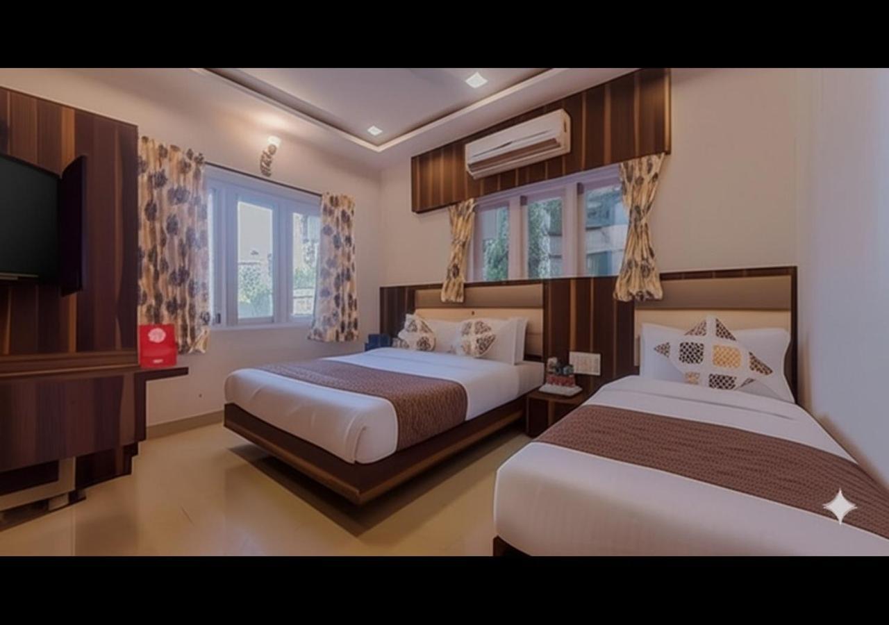 Hotel Golden Palms Mumbai