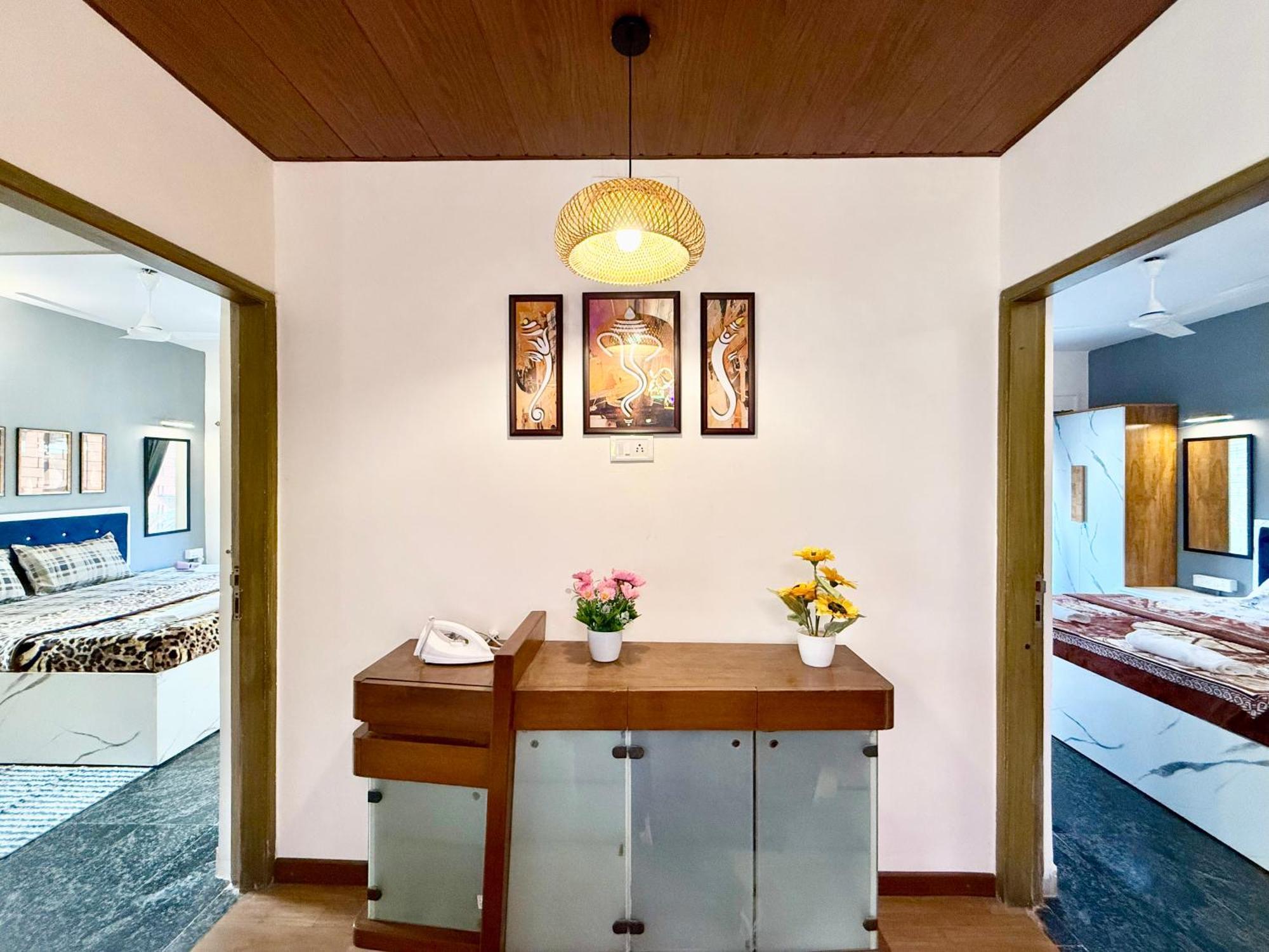 Lovely 3bhk Serviced Near Iskcon Temple, Juhu Mumbai