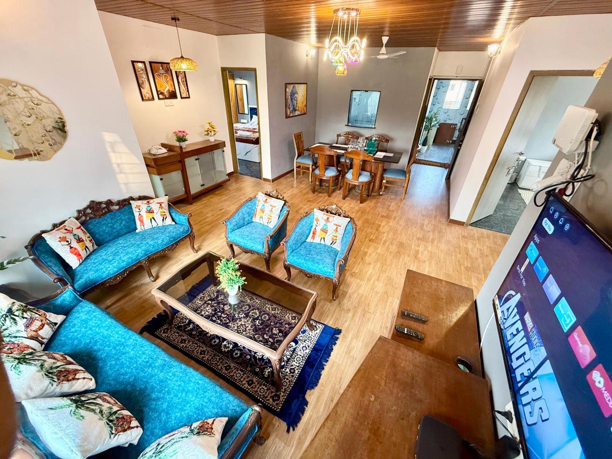 Apartment Lovely 3bhk Serviced Near Iskcon Temple, Juhu *