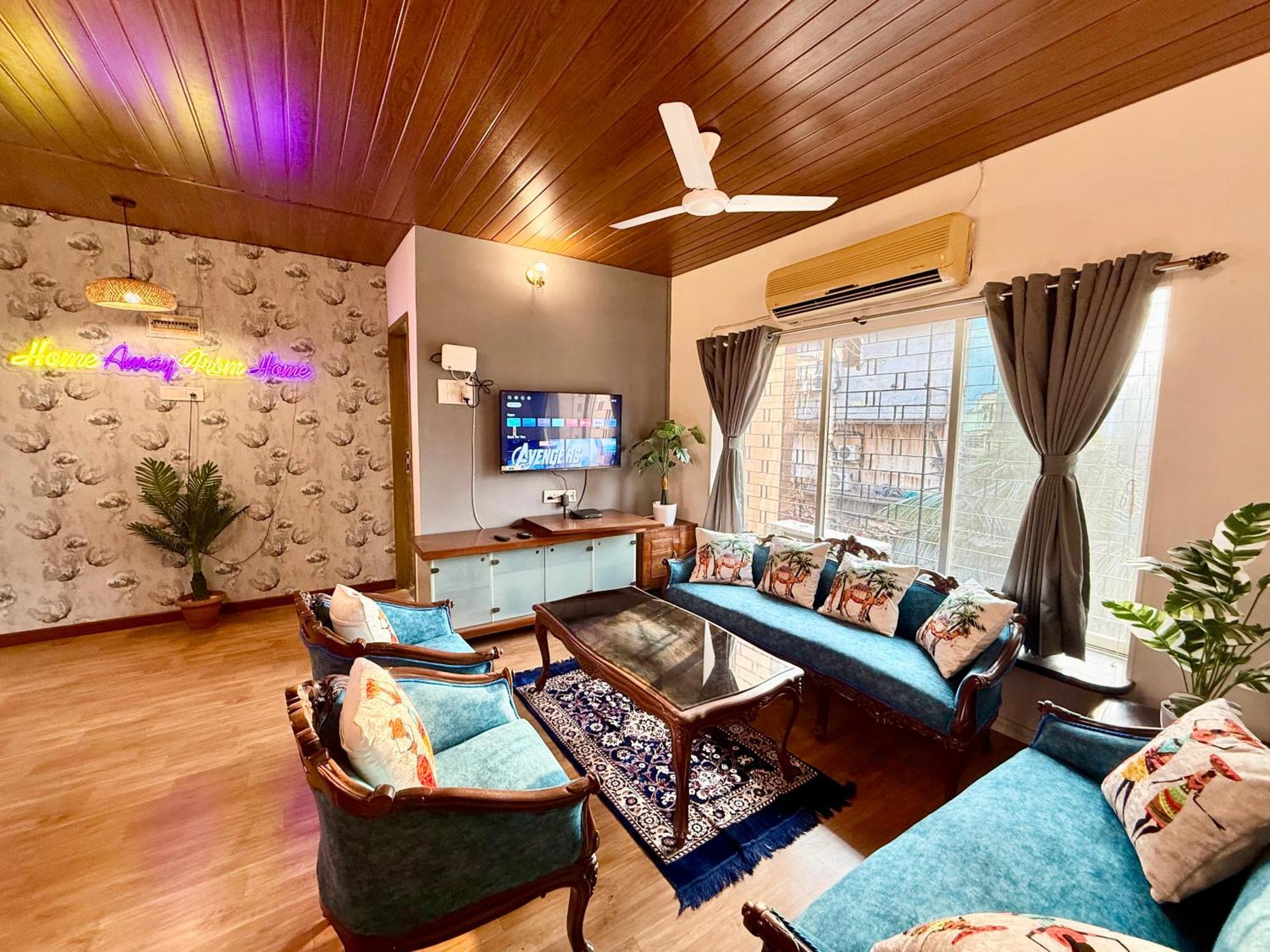 Apartment Lovely 3bhk Serviced Near Iskcon Temple, Juhu *