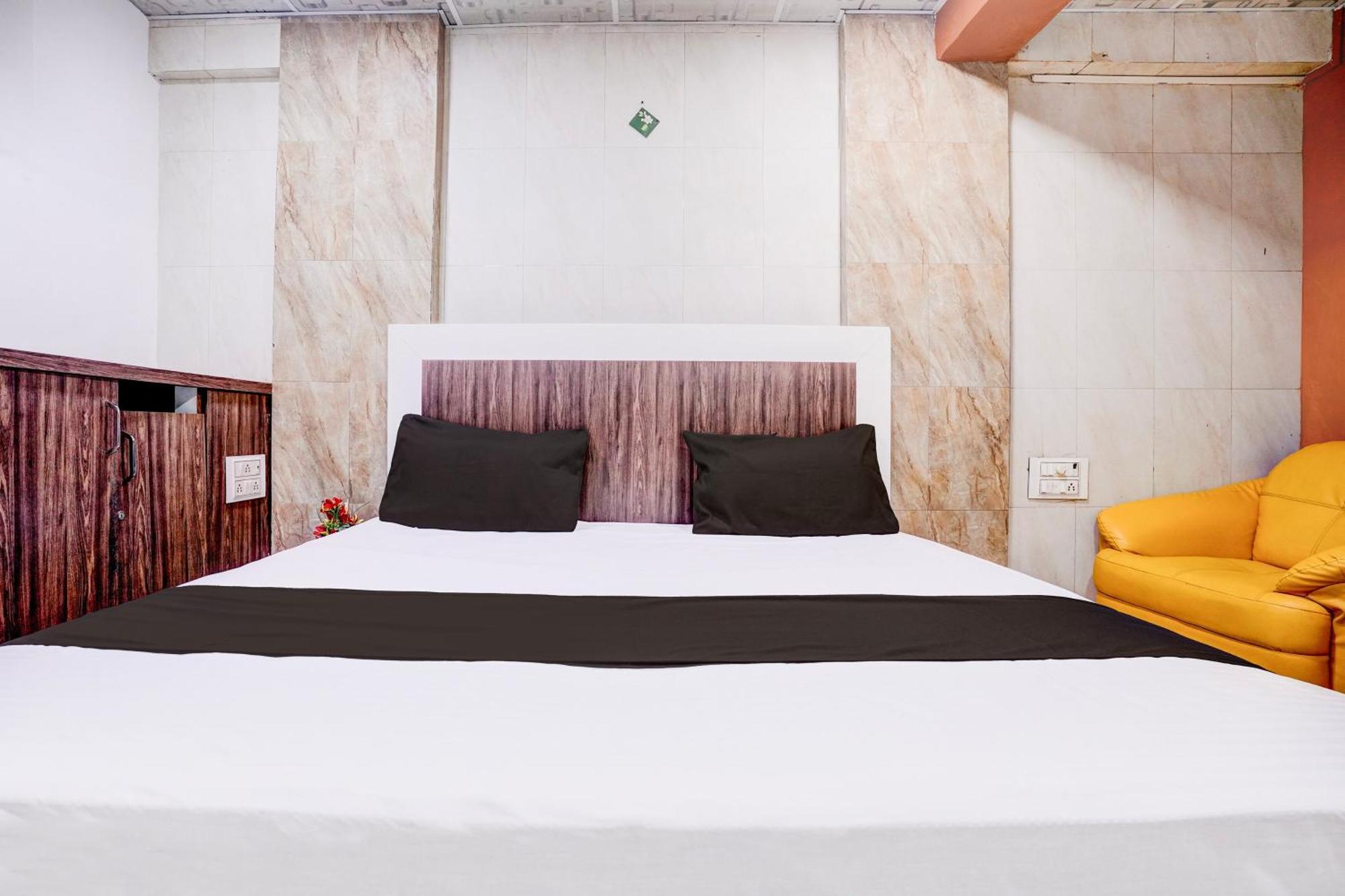 Super Collection O Lokhandwala Andheri West Formerly White Star