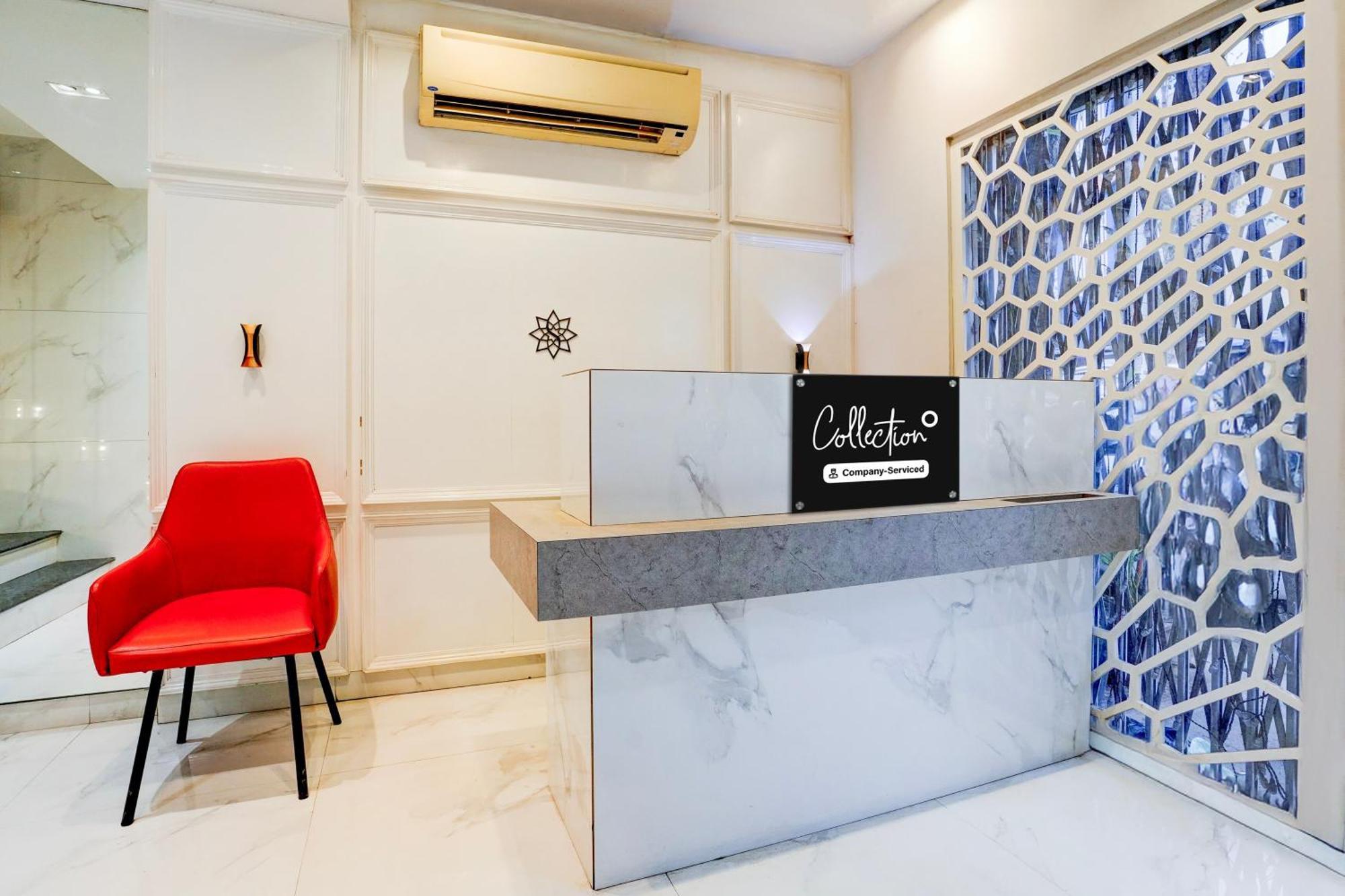 Hotel Super Collection O Lokhandwala Andheri West Formerly White Star 3*