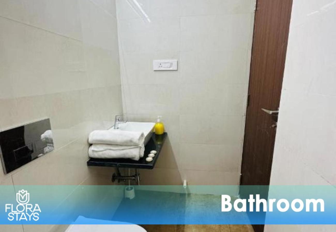 Apartamento 1br Service Aprt In Malad Bombaim