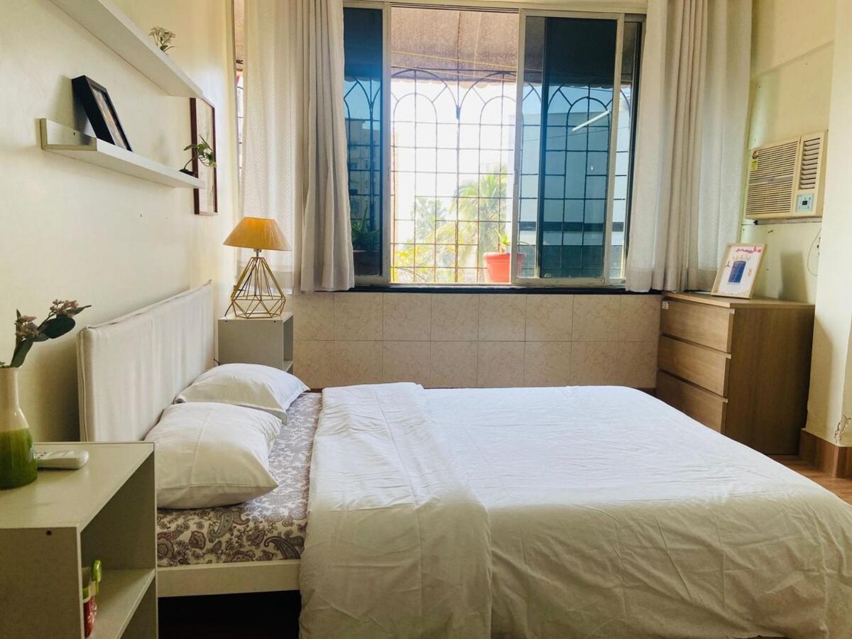 2 Bed 2 Bath Prime Bandra Sea Views 5 Mumbai