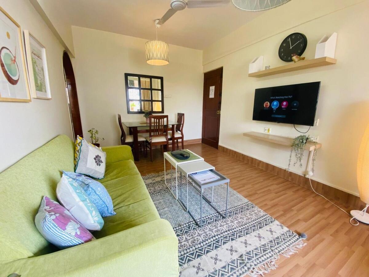 2 Bed 2 Bath Prime Bandra Sea Views 5 *