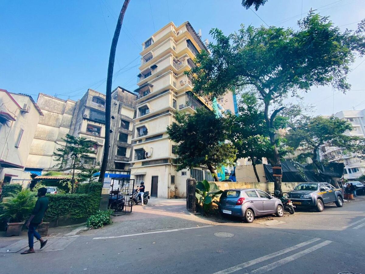 2 Bed 2 Bath Prime Bandra Sea Views 5 Apartment