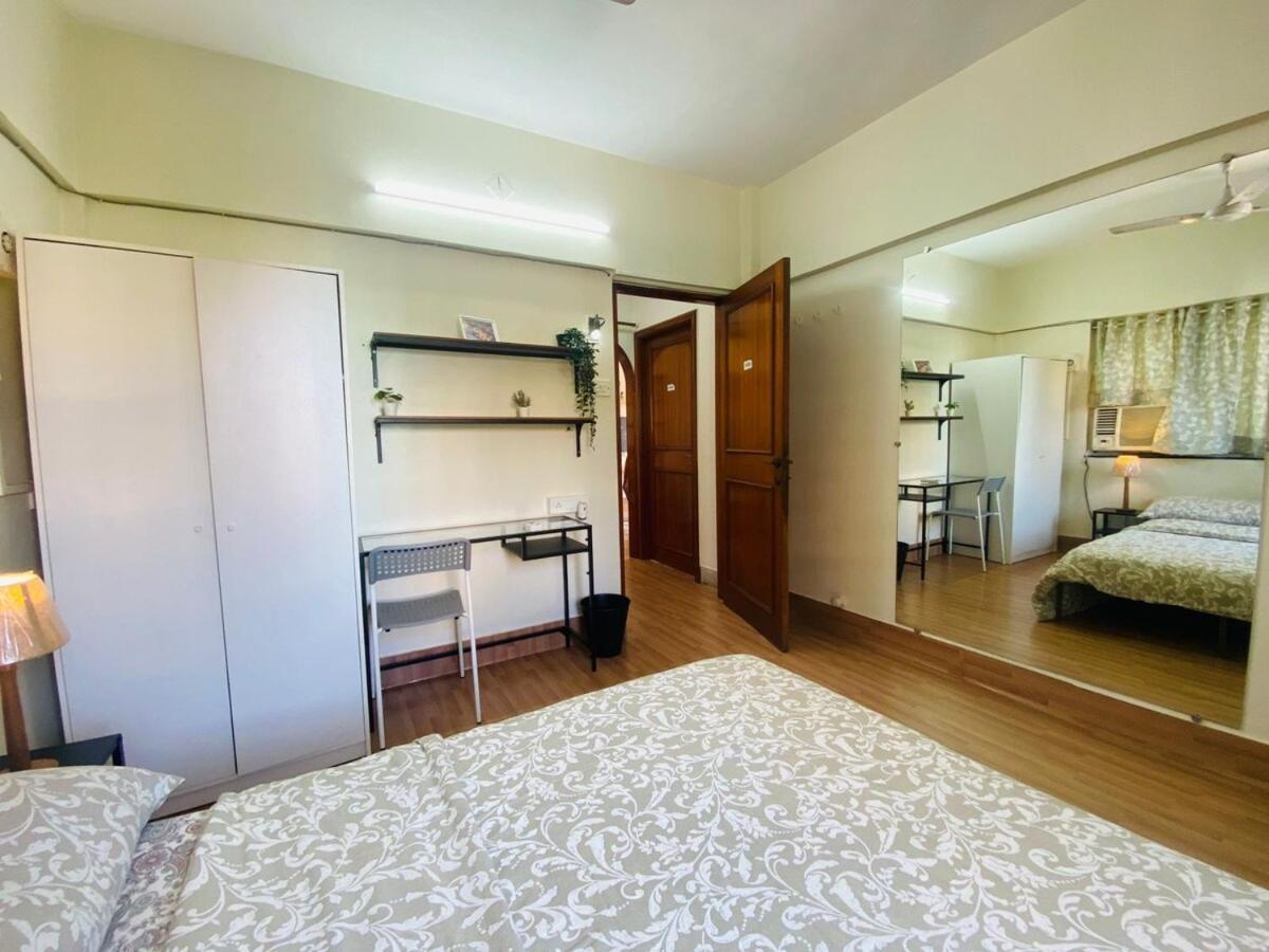Apartment 2 Bed 2 Bath Prime Bandra Sea Views 5