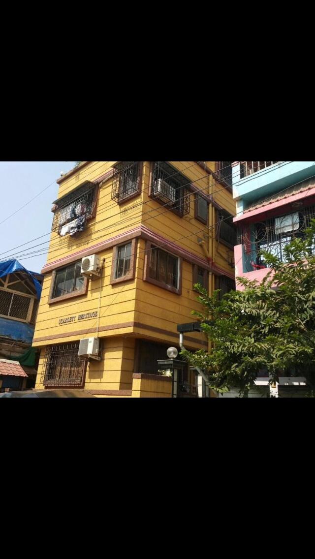 Chic Pad In Bandra West Mumbai
