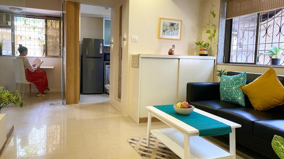 Apartment Chic Pad In Bandra West Mumbai