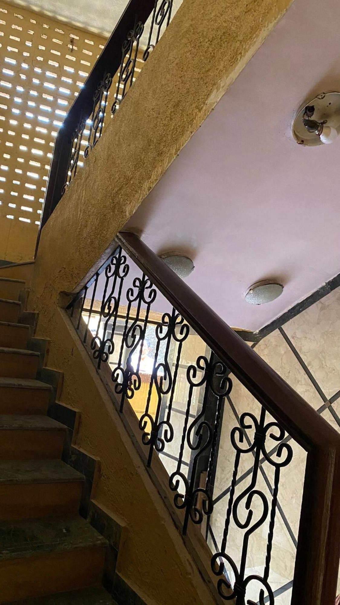 Chic Pad In Bandra West Mumbai